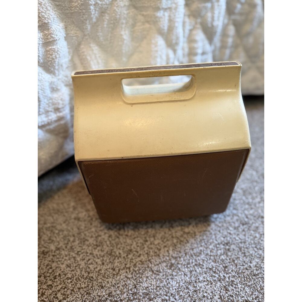 Vintage 82 Lunchmate by Igloo Tan Brown Cooler Lunchbox Made in USA